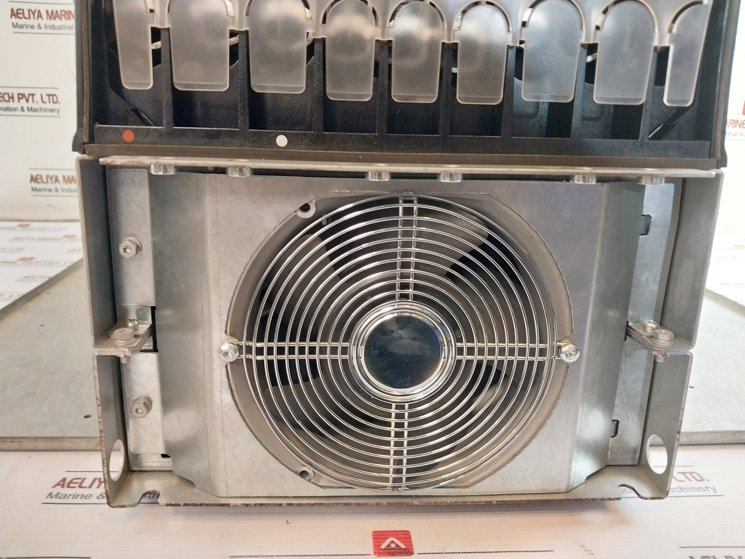 Abb Acs880-01-169A-3 Frequency Converter U1 3- 400 Vac F2 0-500Hz (Incomplete)