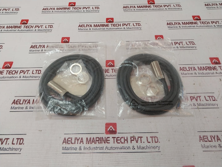 Omron Tl-x5E2-e1 Rpm Sensor 10-35 Vdc 300 Ma