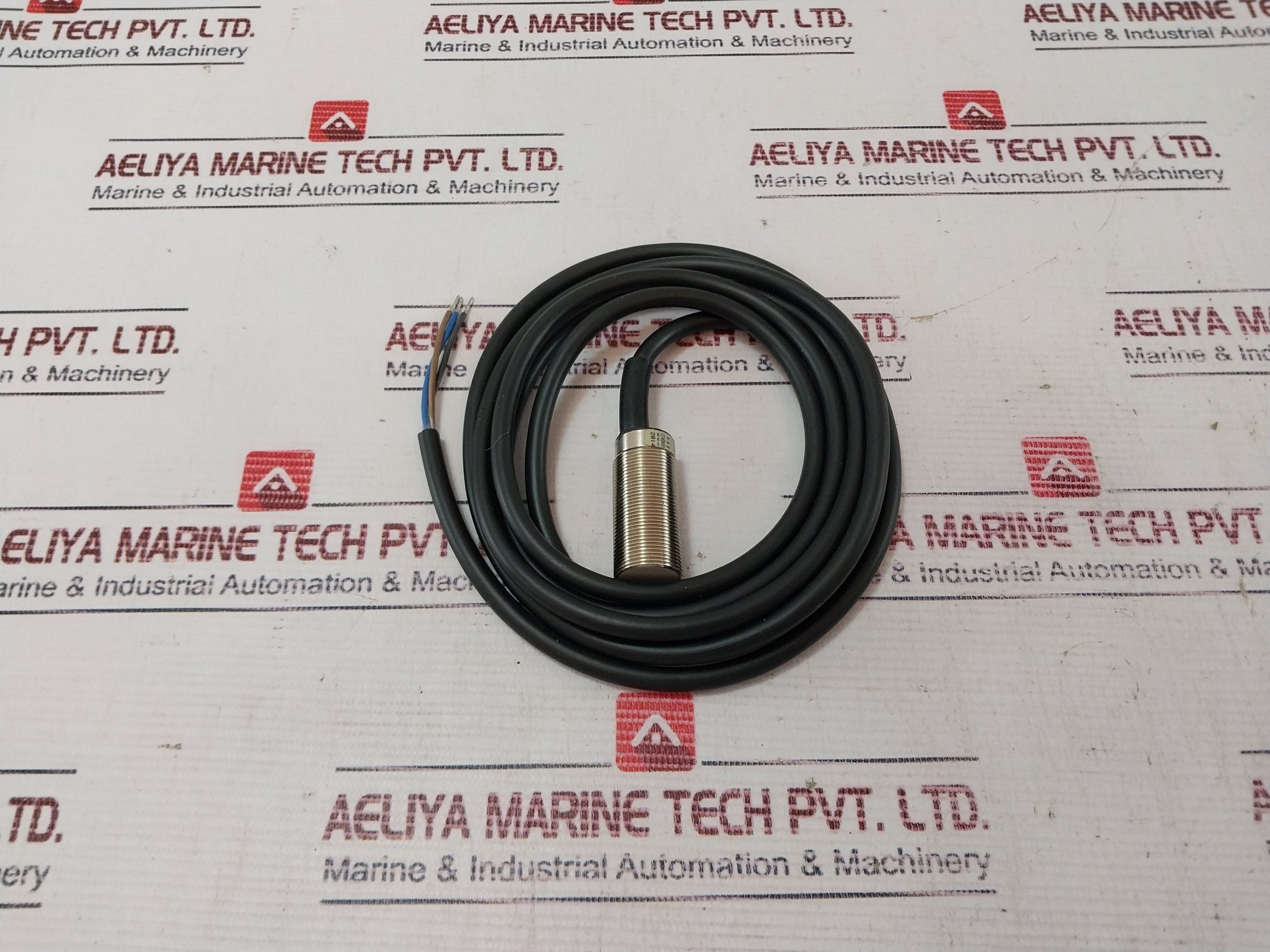 Omron Tl-x5E2-e1 Rpm Sensor 10-35 Vdc 300 Ma
