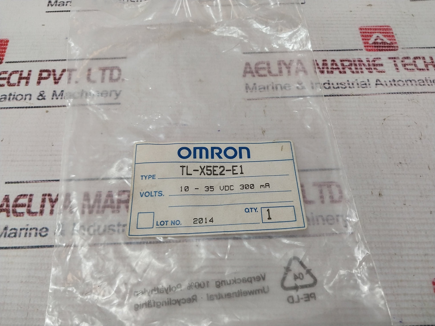 Omron Tl-x5E2-e1 Rpm Sensor 10-35 Vdc 300 Ma