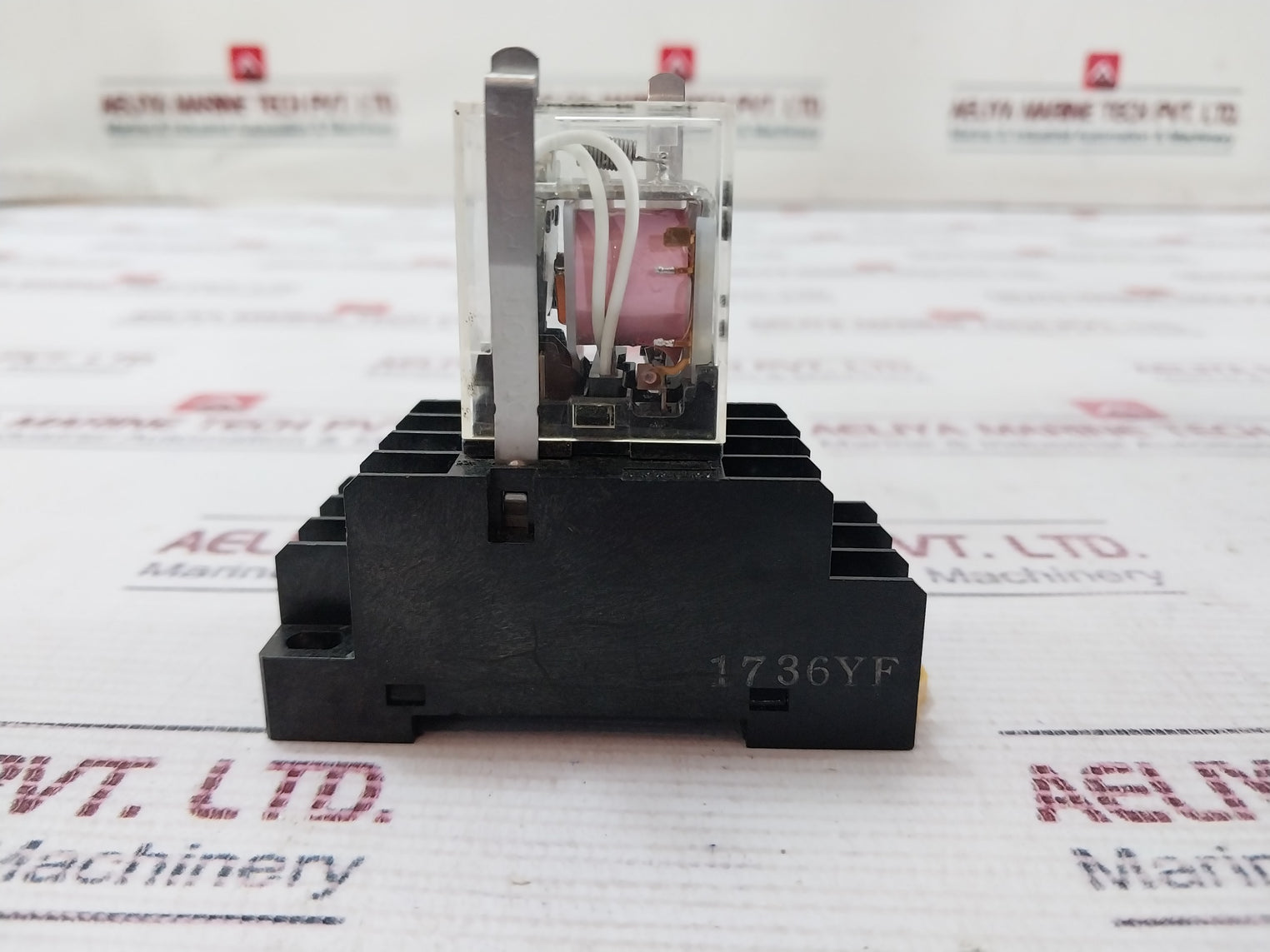 Omron My4Z Relay With Base 5A 200/220 Vac