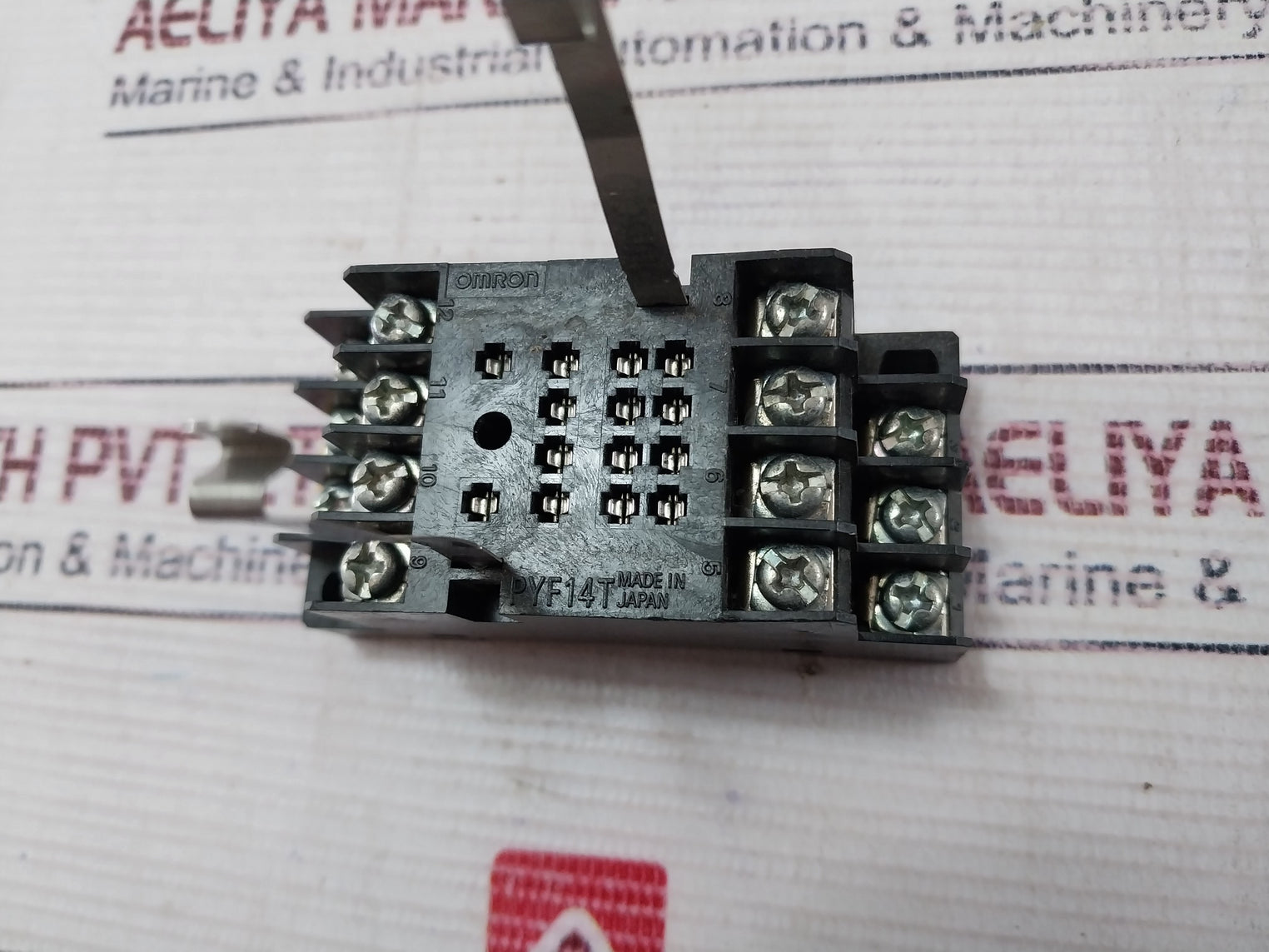 Omron My4Z Relay With Base 5A 200/220 Vac