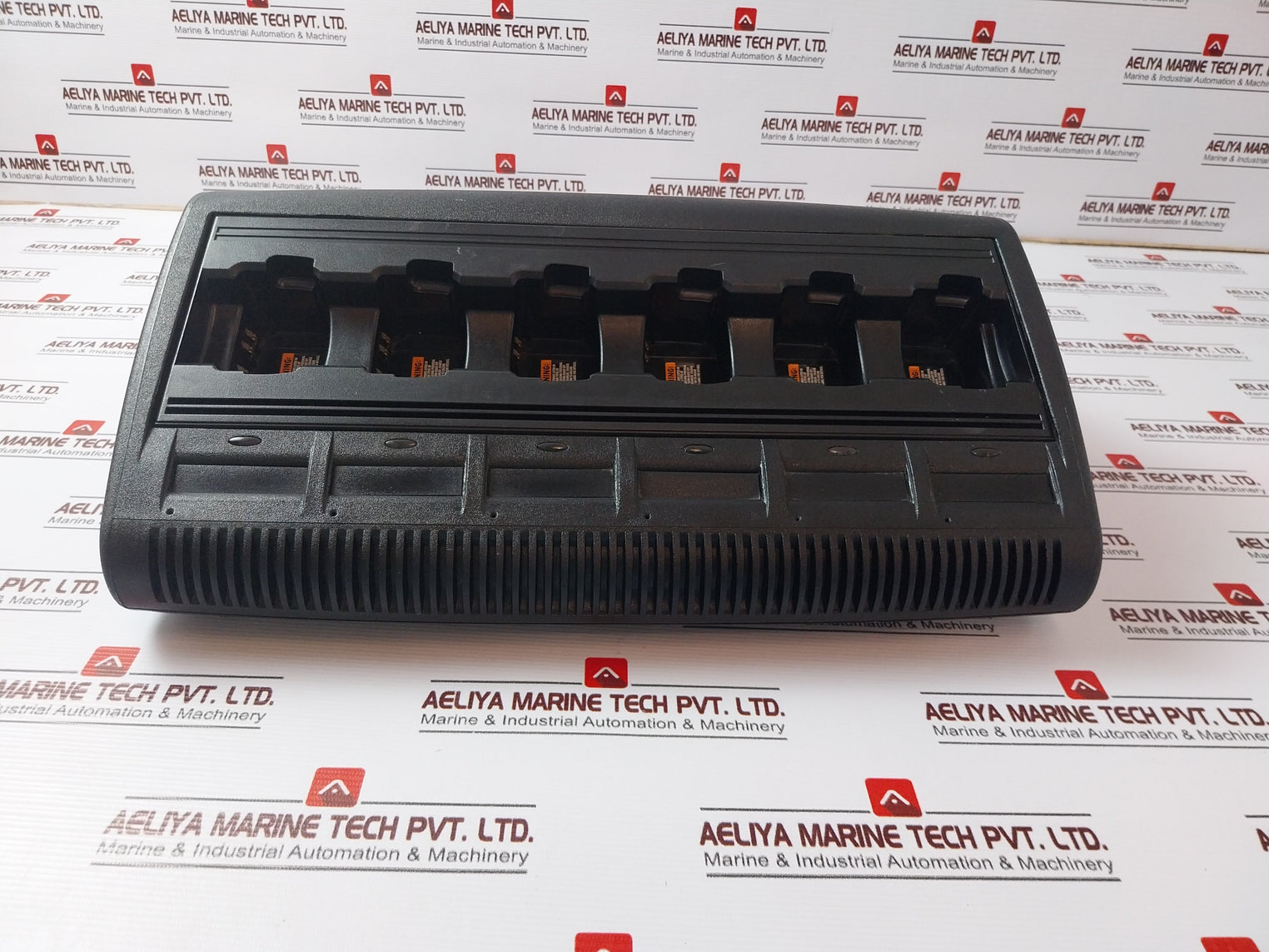 Motorola WPLN4197A Adaptive Charger V3.90 12VDC, 1.65A