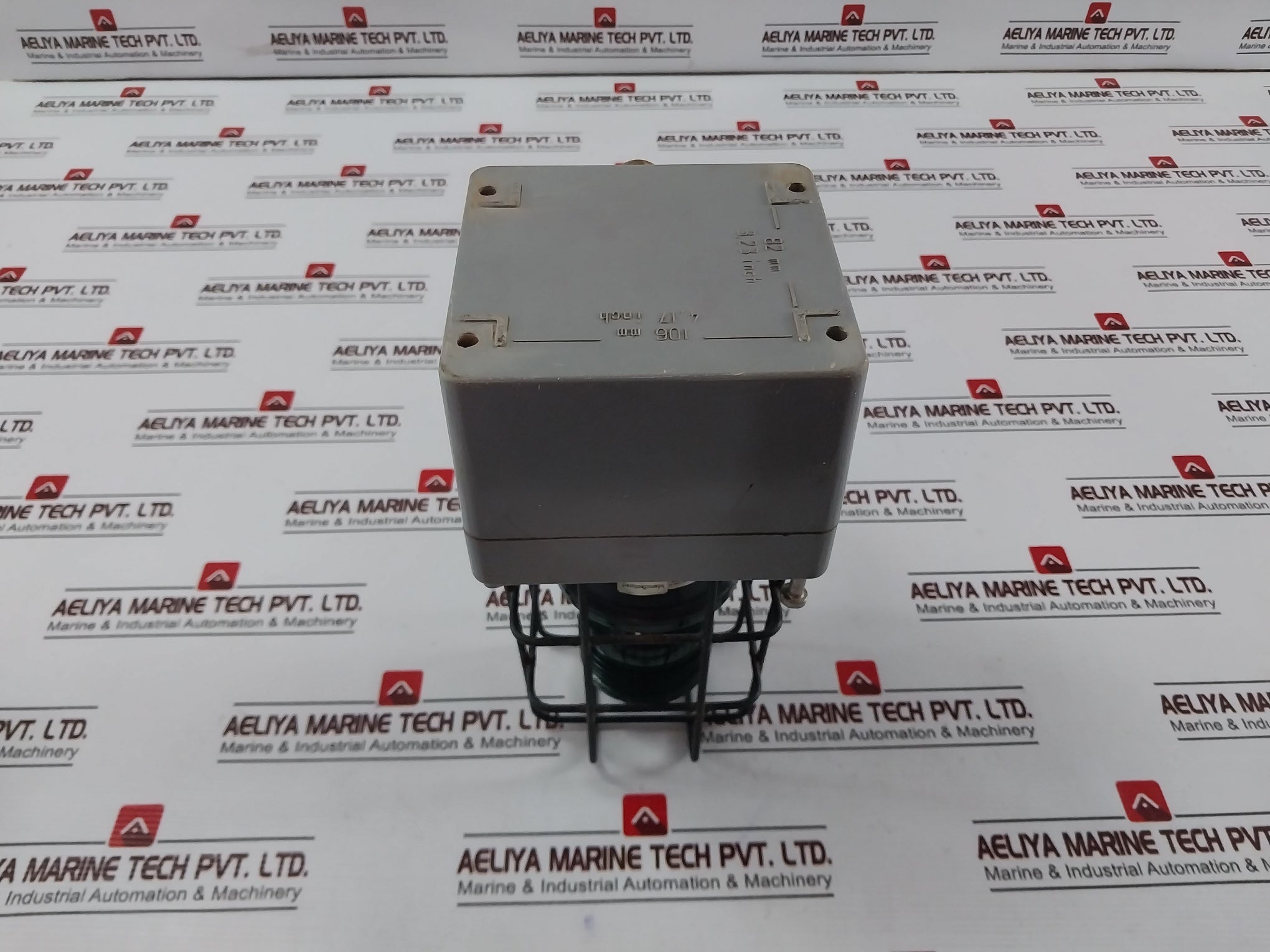 Federal Signal Lp3S Low Profile Strobe Light Series B
