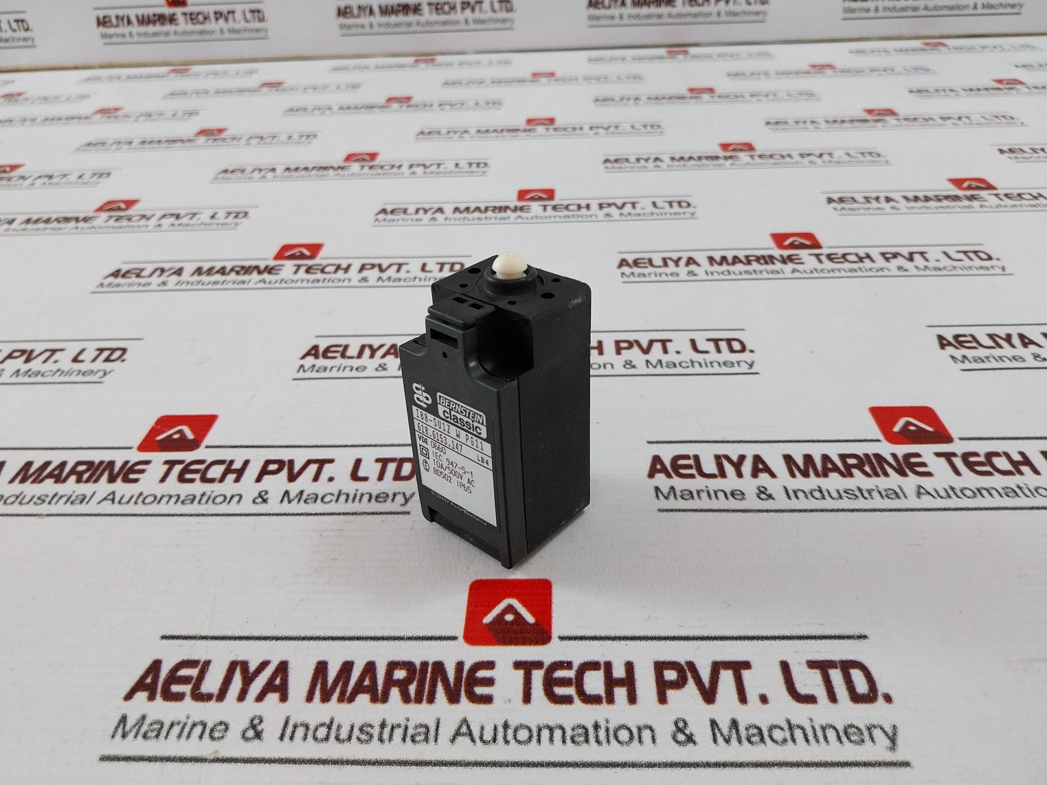 Bernstein I88-su1Z W Pg11 Limit Switch With Roller Lever Actuator 10A/500V Ac