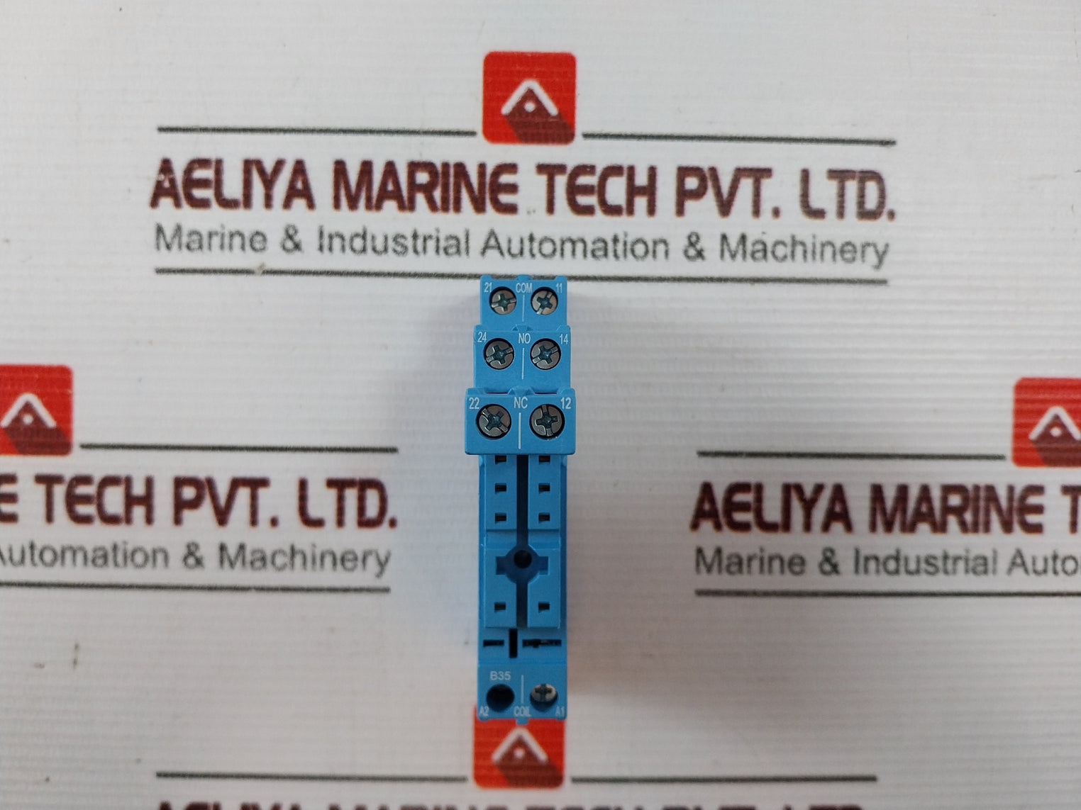 Lot of 7X Finder 95.05 Relay Socket 10000125212, 10A 300V