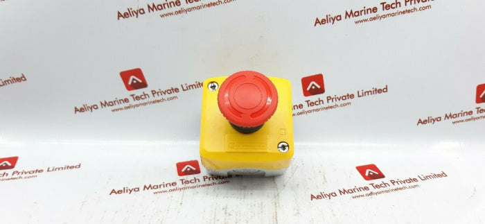 Telemecanique cm12 pg 13.5 iso 20 safety button