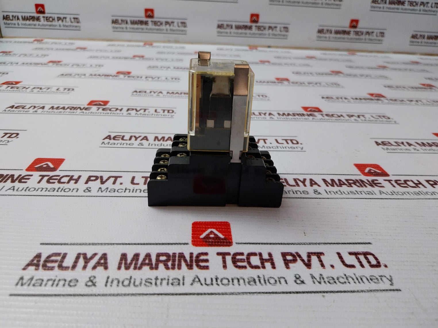 Fujitsu Frl230 Relay 233Nd-4T With Base Dc24V