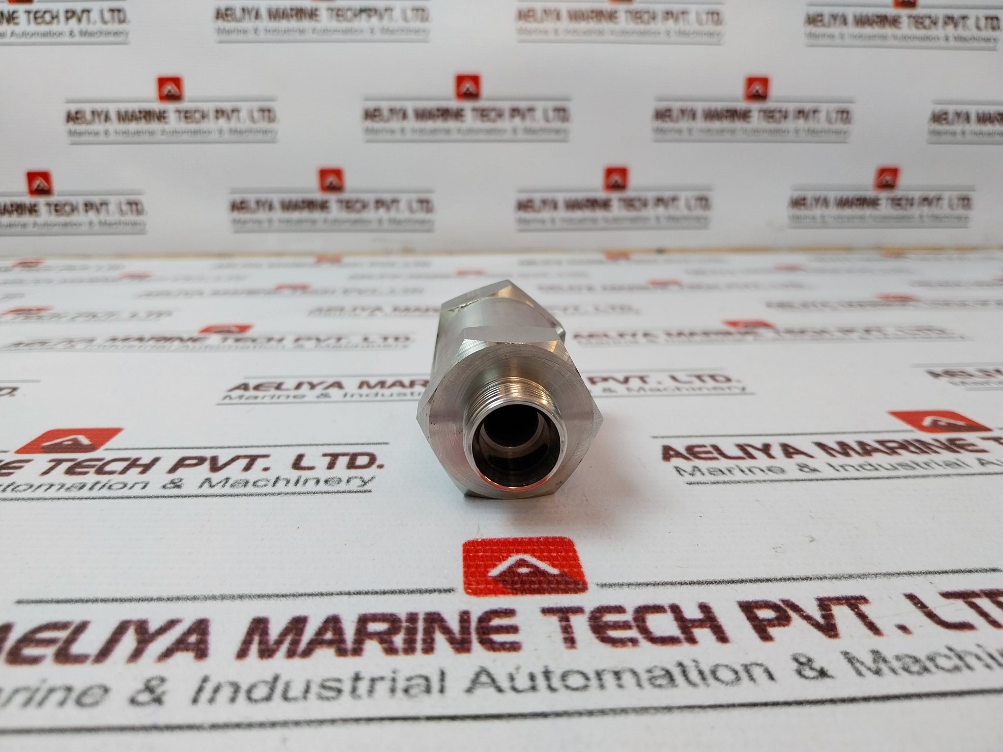 Parker 8A-c8L-1/3-t-ss One-way Valve