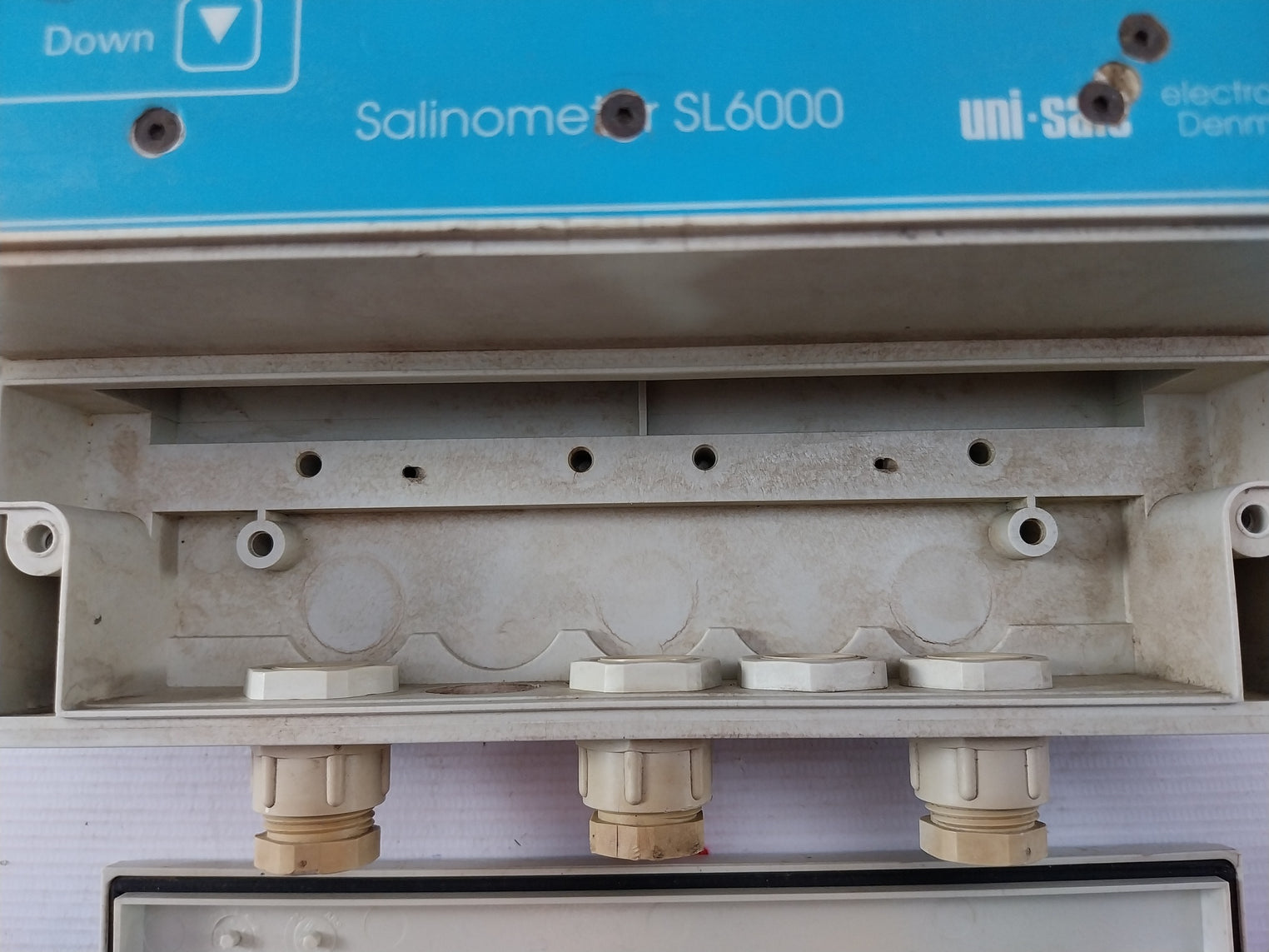 Uni-Safe Electronics SL 6000 Salinometer 1.530 Kg