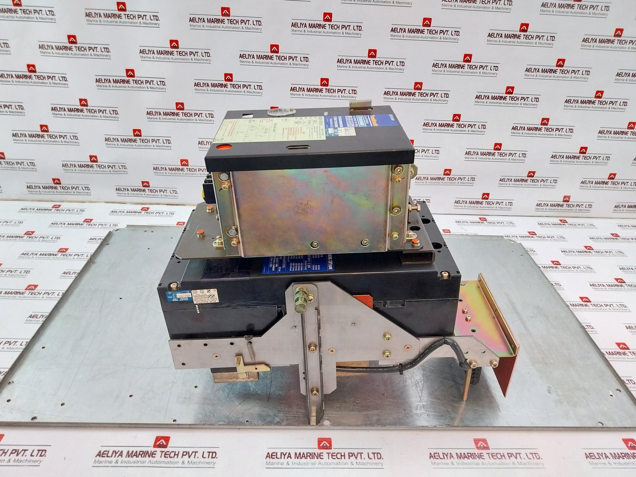 Terasaki Electric Xs1600ne Circuit Breaker Xmc 9 Motor Operator 1600 A 3 Pole