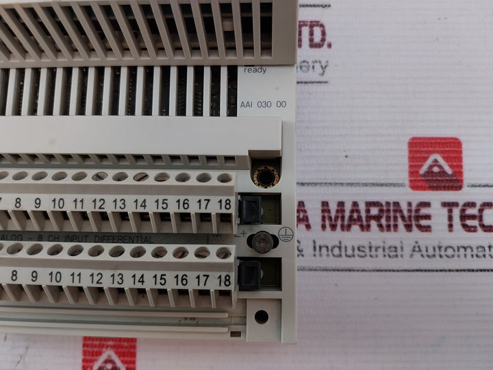 Schneider Electric 170Aai03000 Analog Input Module