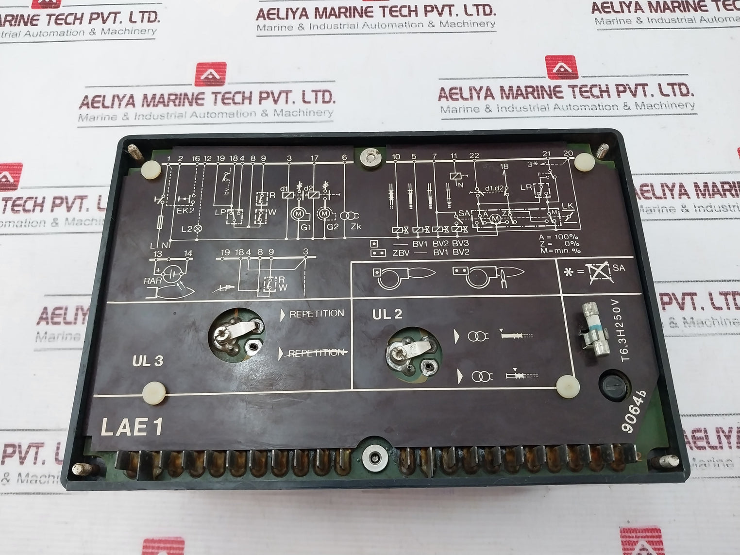 Siemens Lae1 Oil Burner Controller 20-240V~ 60Hz 6 Va
