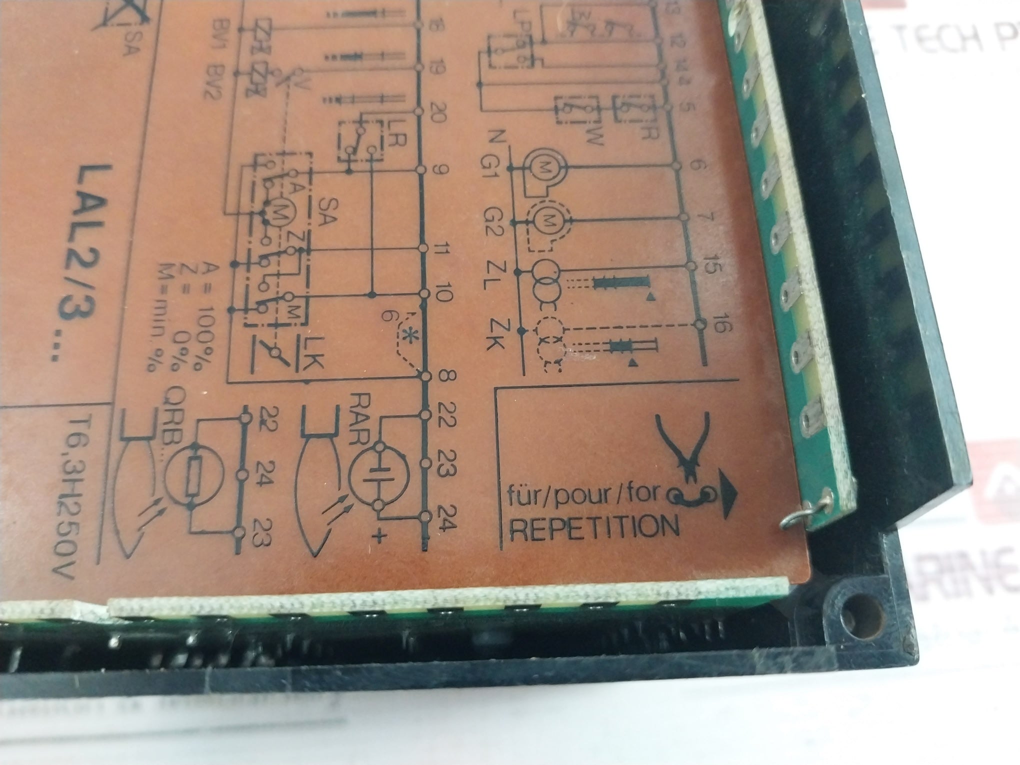 Siemens Lal3.25 Burner Controller 220-240V 50-60Hz 3,5Va