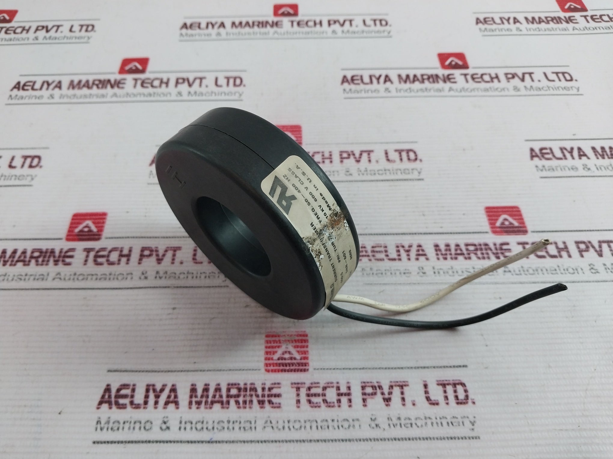 Square D 5Nr-601 Current Transformer 600:5