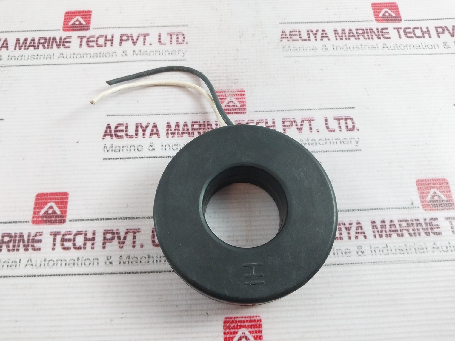 Square D 5Nr-601 Current Transformer 600:5