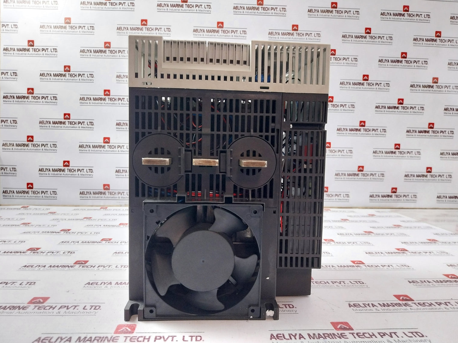 Siemens 3RW4443-6BC34 SIRIUS Soft Starter 115V 50-60Hz IP00