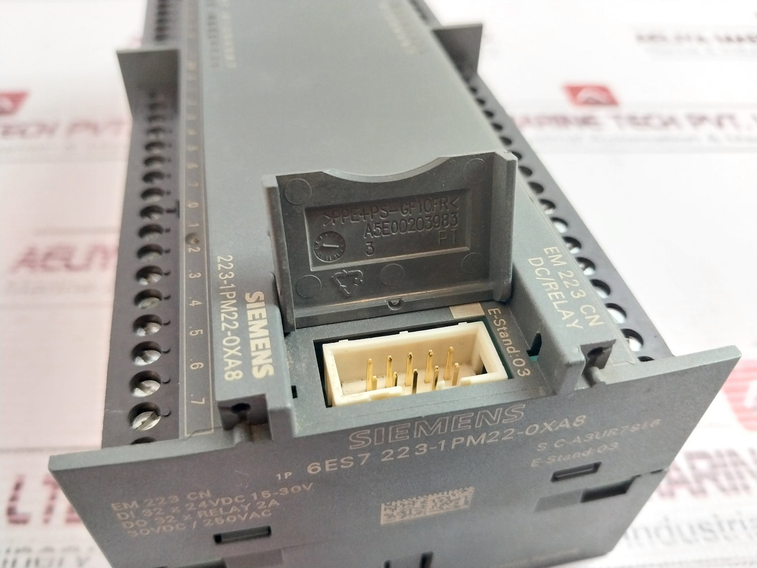 Siemens 6ES7 223-1PM22-0XA8 EM 223 CN DC/Relay Module