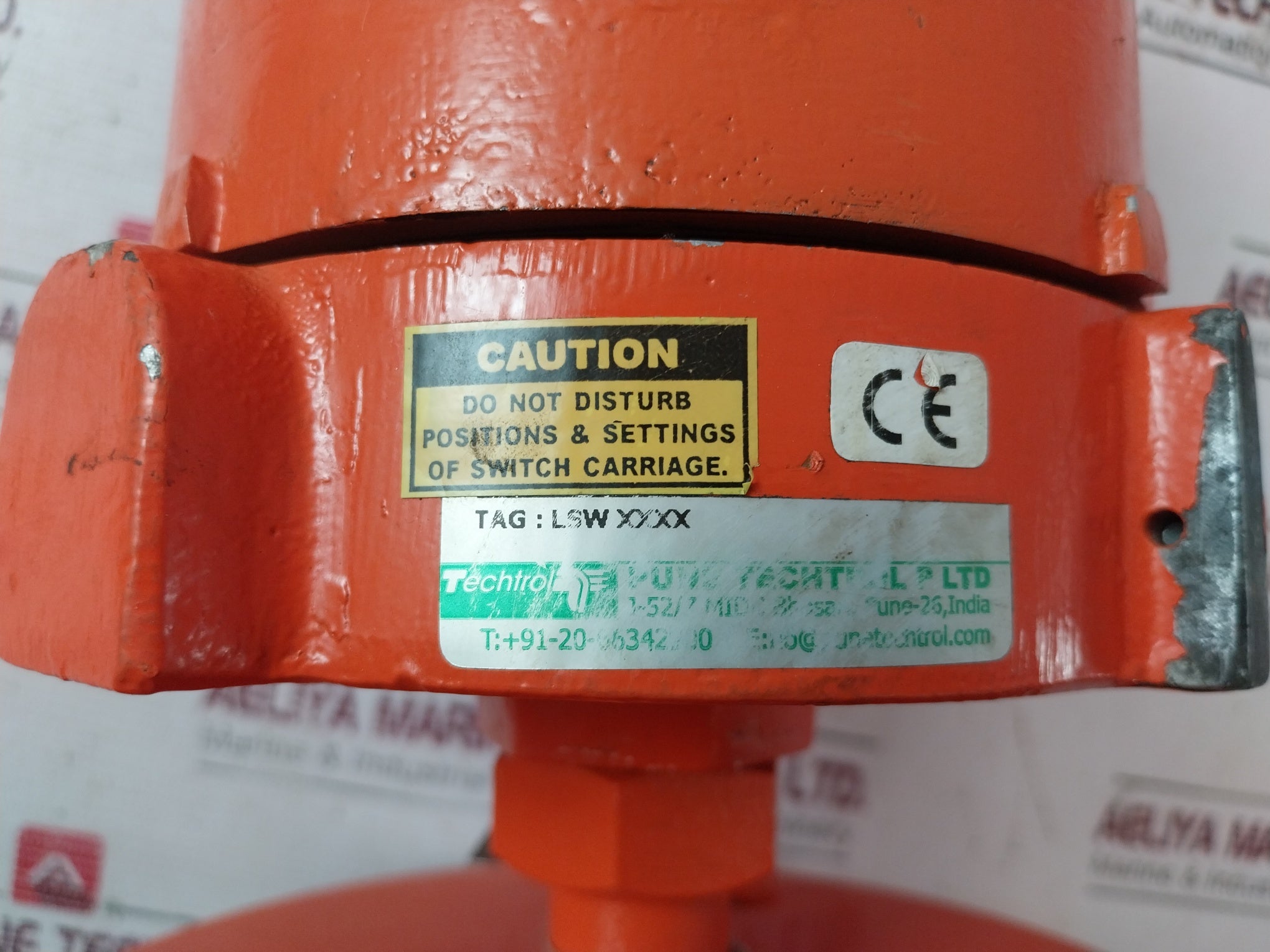 Techtrol Ds-besm1Ww Displacer Type Magnetic Level Switch 5A-250Vac 10 Kg/Cm2