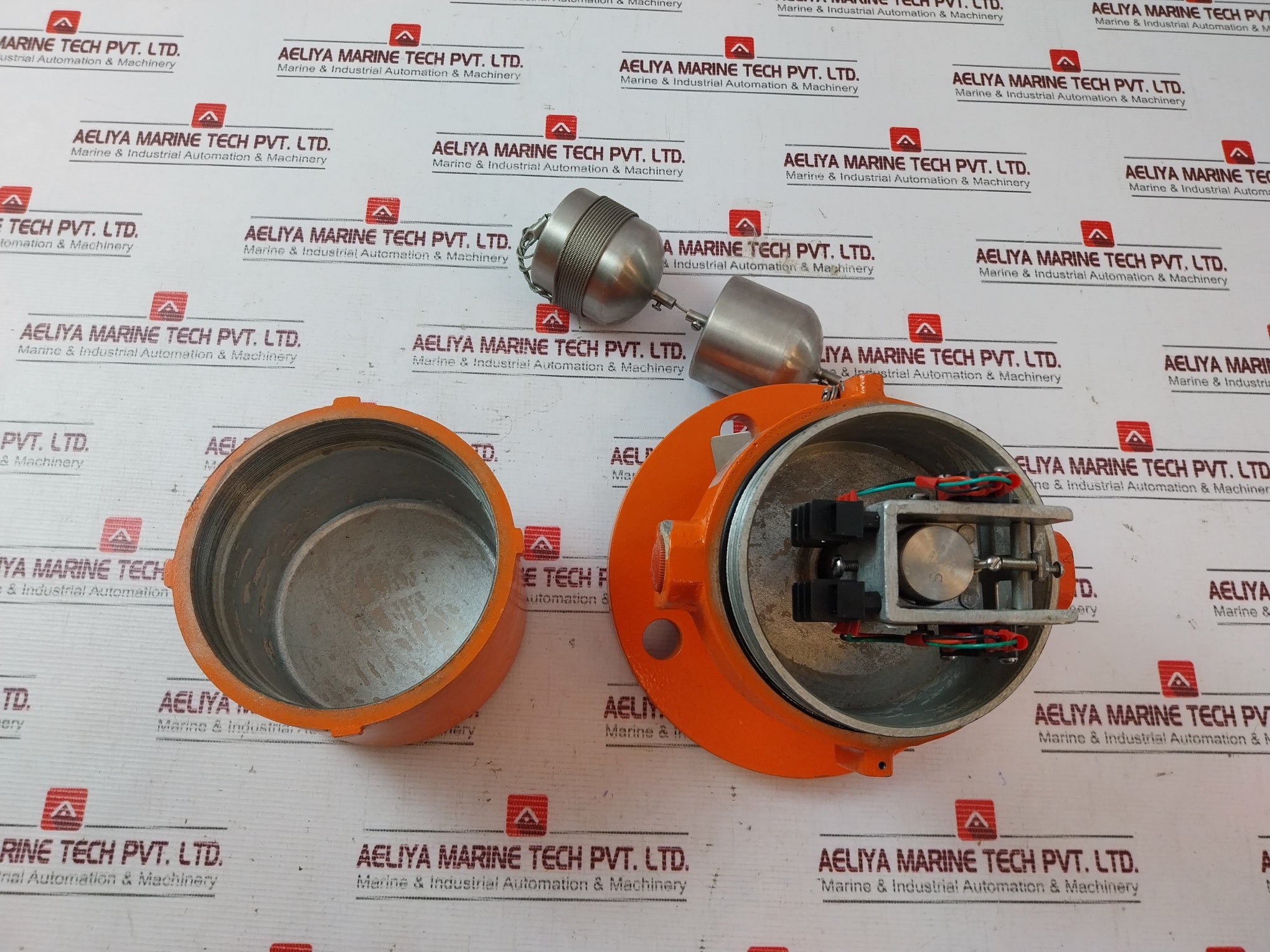 Techtrol Ds-besm1Ww Displacer Type Magnetic Level Switch 5A-250Vac 10 Kg/Cm2