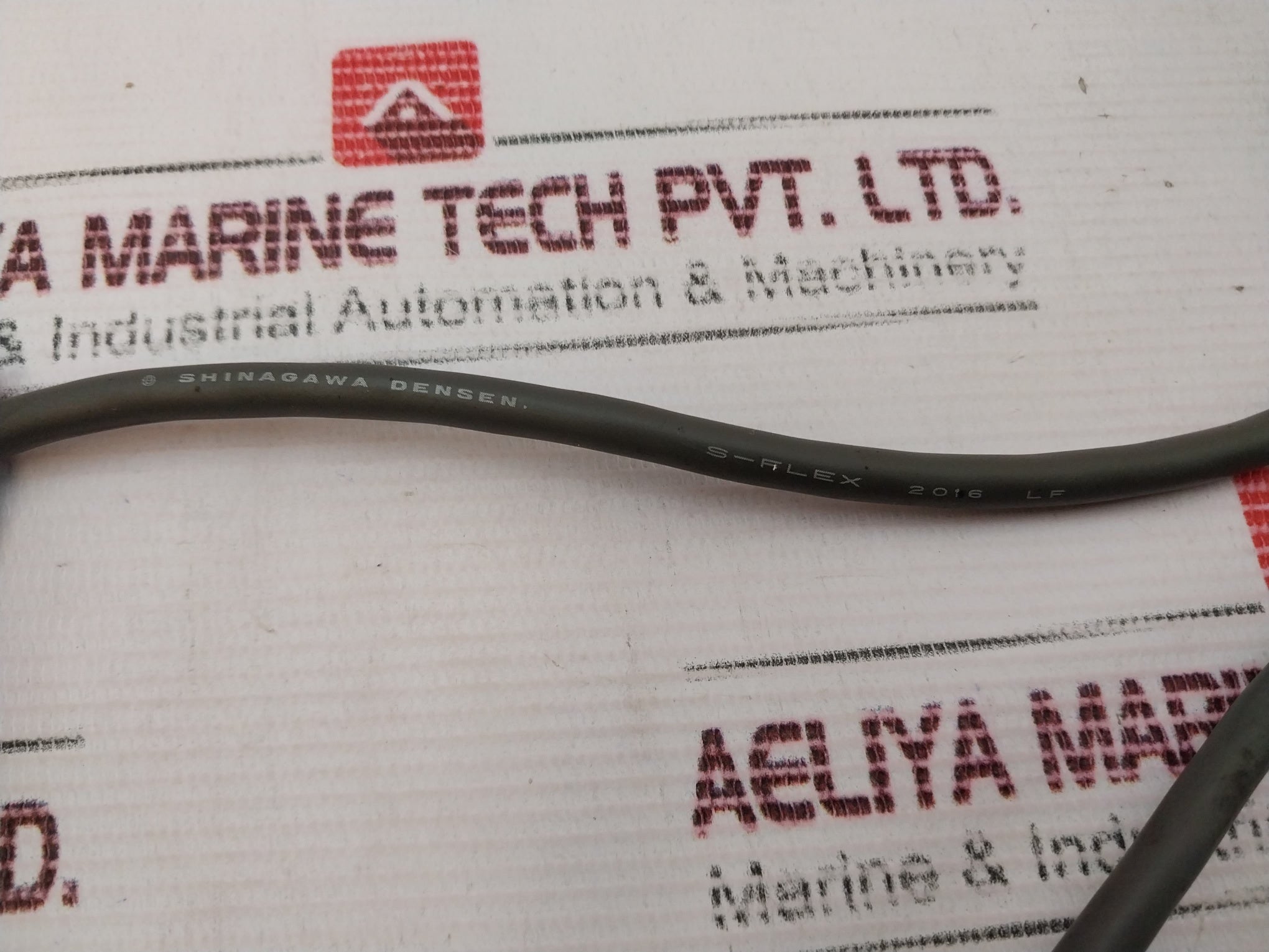 Omron E2F-x5Y1 Proximity Switch Sensor 24-240Vac