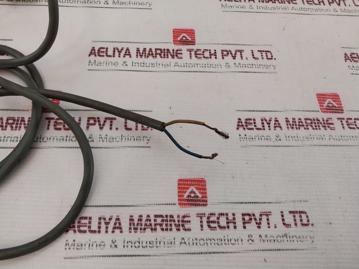 Omron E2F-x5Y1 Proximity Switch Sensor 24-240Vac