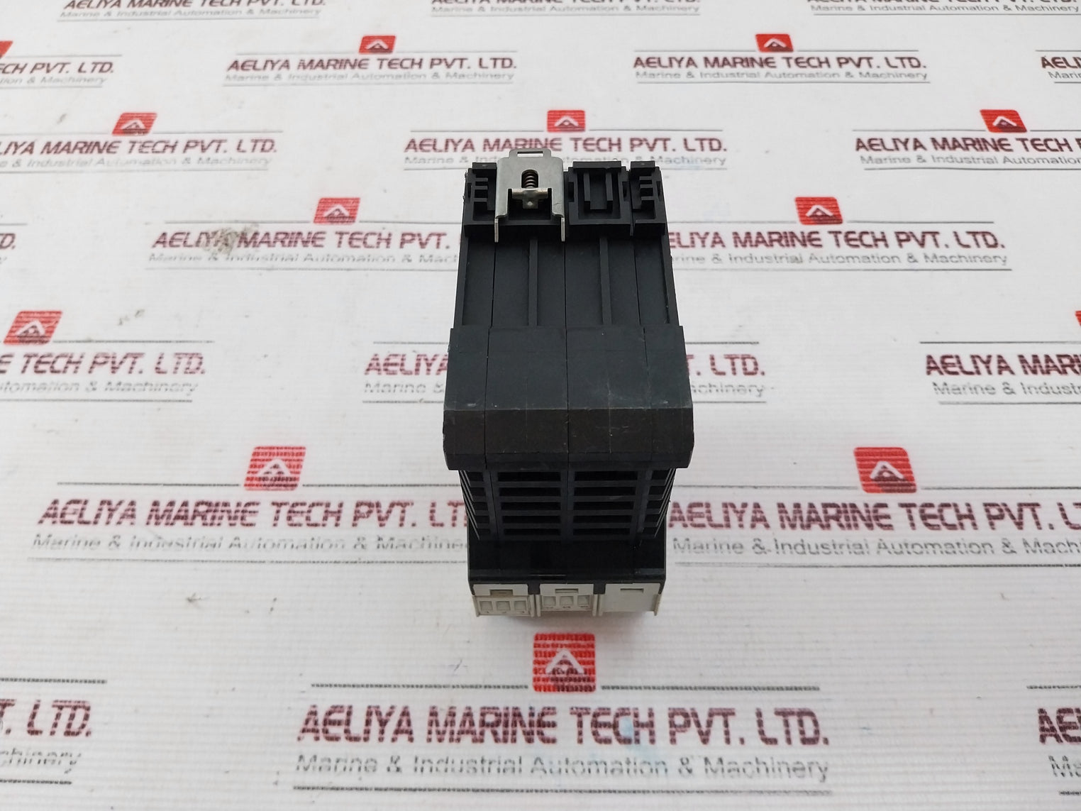 Siemens 3RG7847-4BF Simatic FS 400 Safety Relay 24V DC