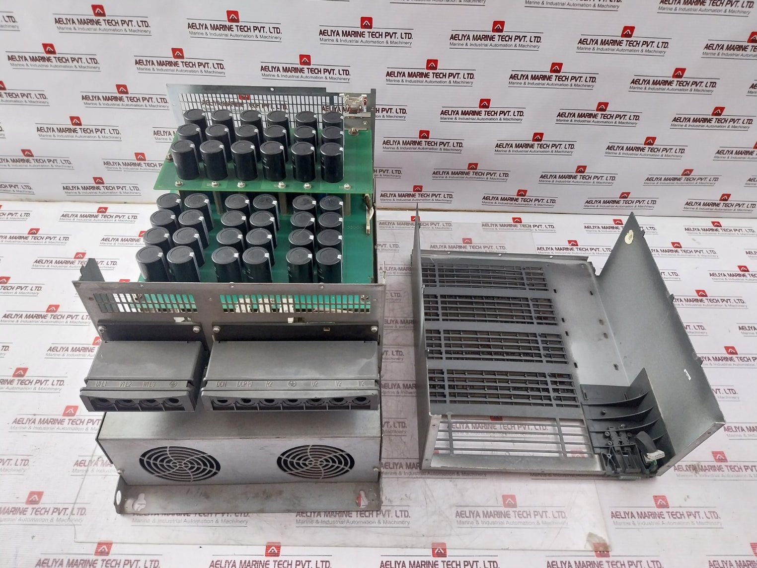 Siemens 6Sl3210-1Se31-8Ua0 Frequency Converter 3Ac 380-480 V 204A 50/60Hz