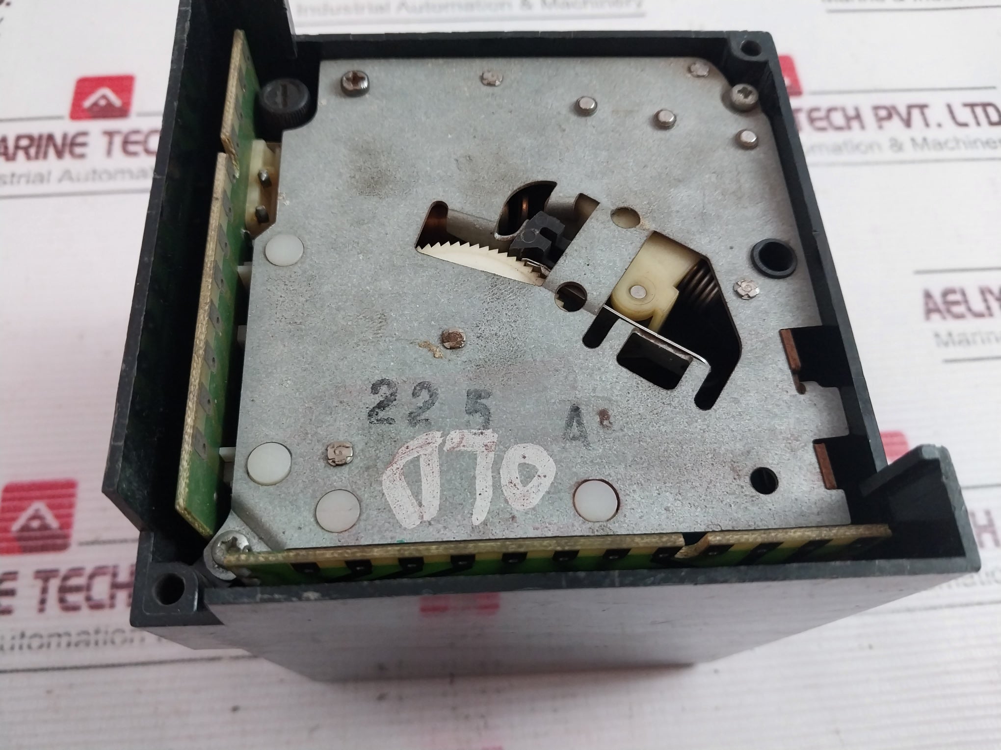 Siemens Lal2.25 Burner Controller 220-240V 50-60Hz 3,5Va