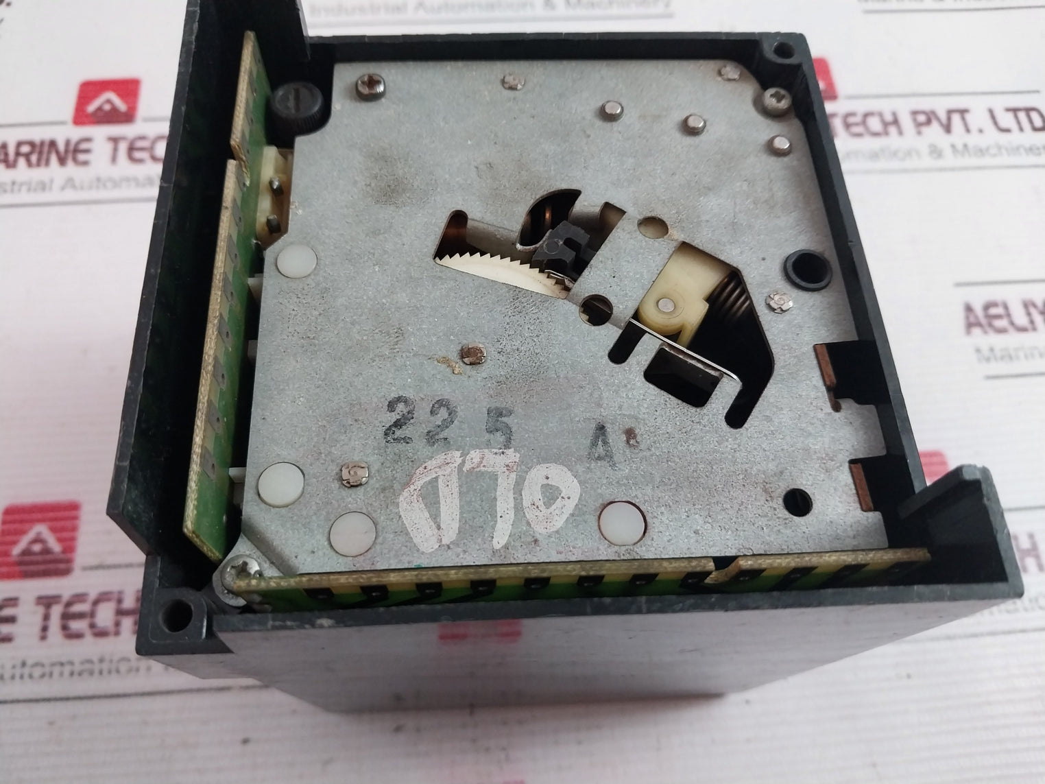 Siemens Lal2.25 Burner Controller 220-240V 50-60Hz 3,5Va