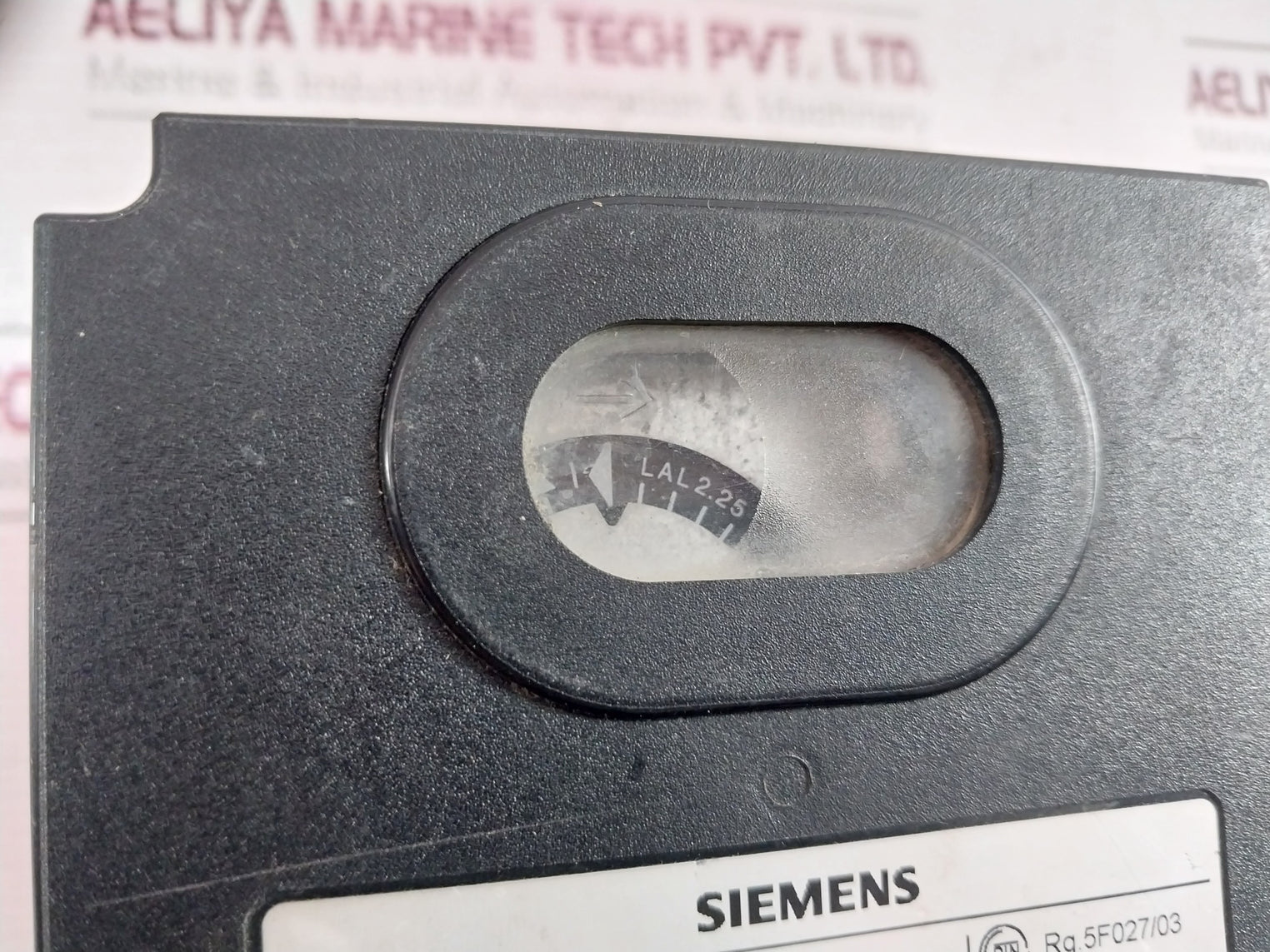 Siemens Lal2.25 Burner Controller 220-240V 50-60Hz 3,5Va