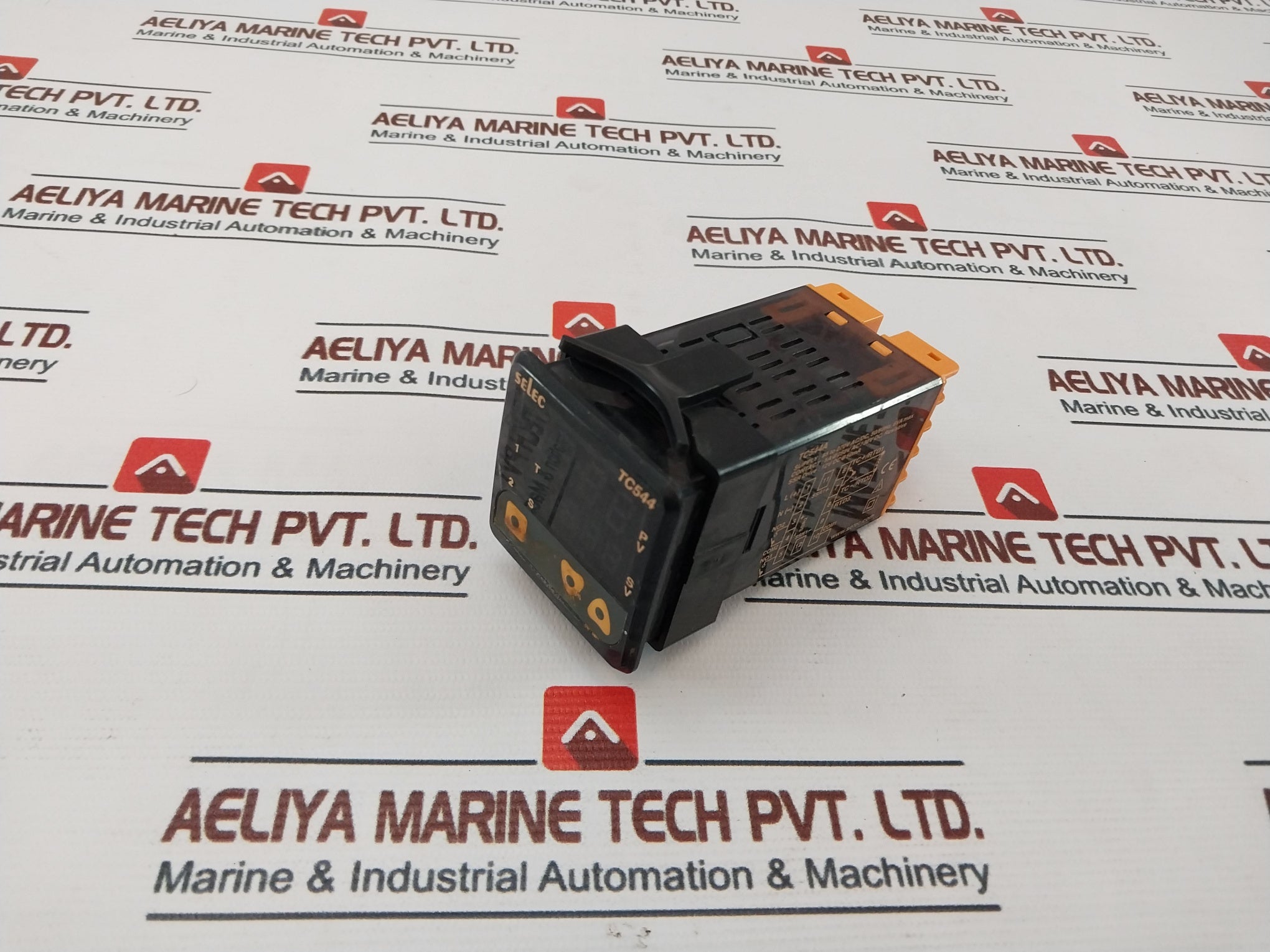 Selec Tc544A Digital Temperature Controller 50/60Hz, 6Va Max