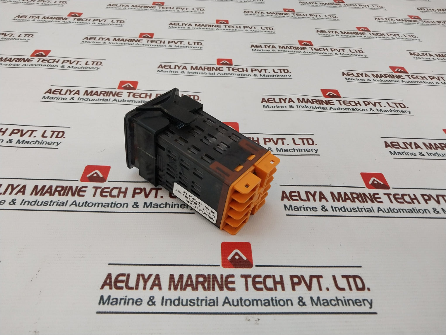 Selec Tc544A Digital Temperature Controller 50/60Hz, 6Va Max