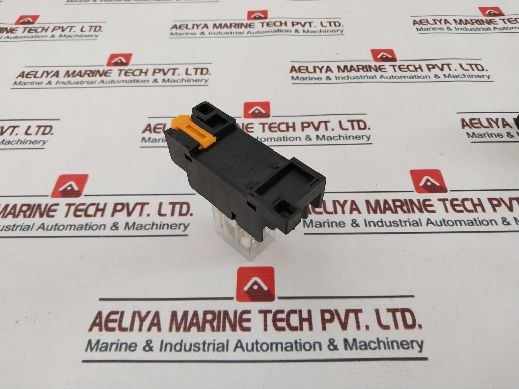 O/E/N 38A-2-240-sl Relay With Base