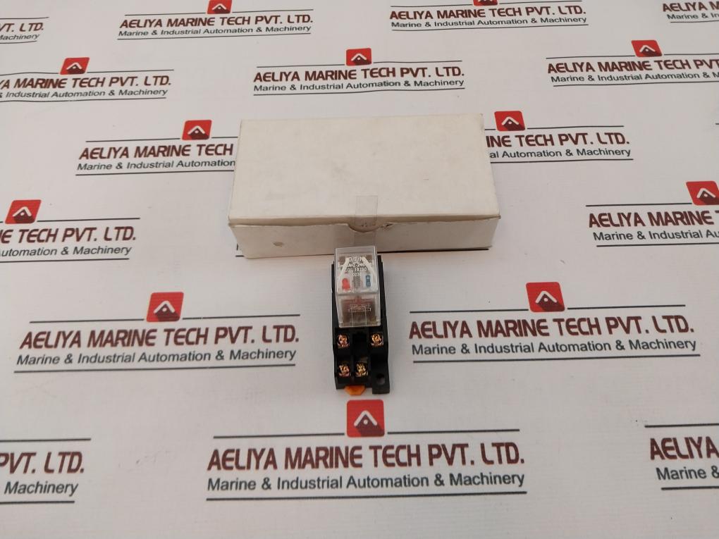 O/E/N 38A-2-240-sl Relay With Base
