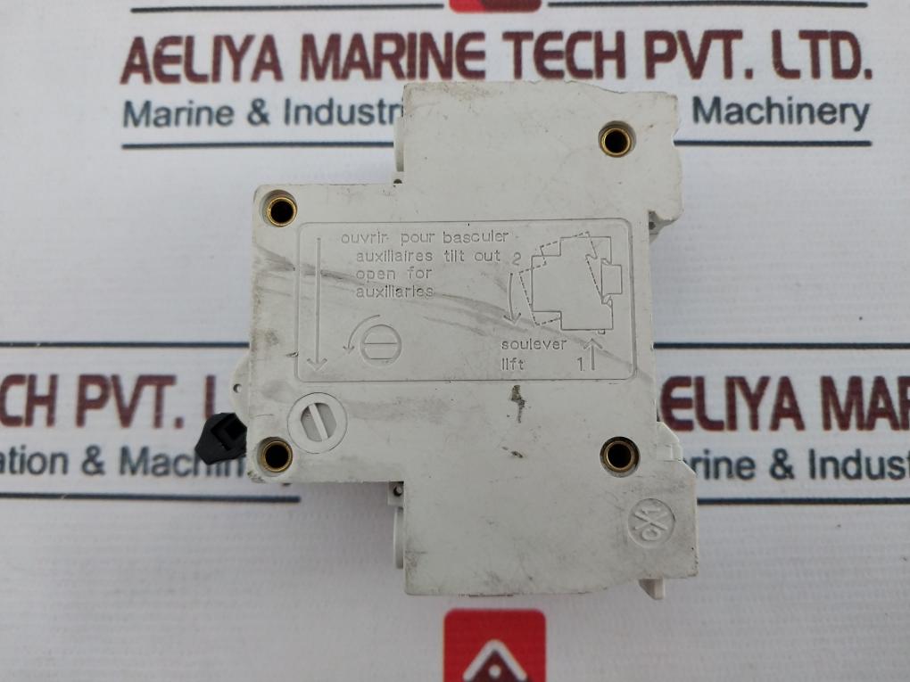 Tengen Dz47 C32 Circuit Breaker 230/400V 50/60Hz
