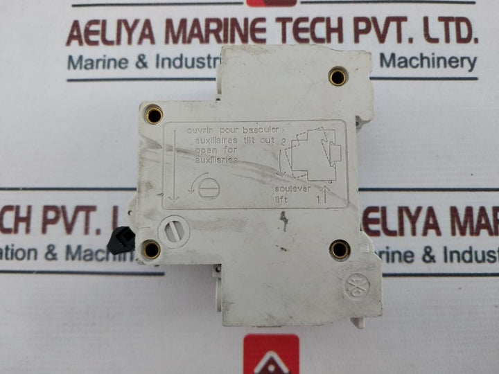 Tengen Dz47 C32 Circuit Breaker 230/400V 50/60Hz