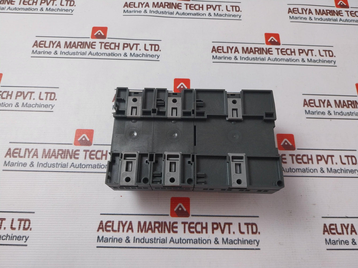 Siemens 6ED1 052-1MD00-0BA5 Logic Controller 240V