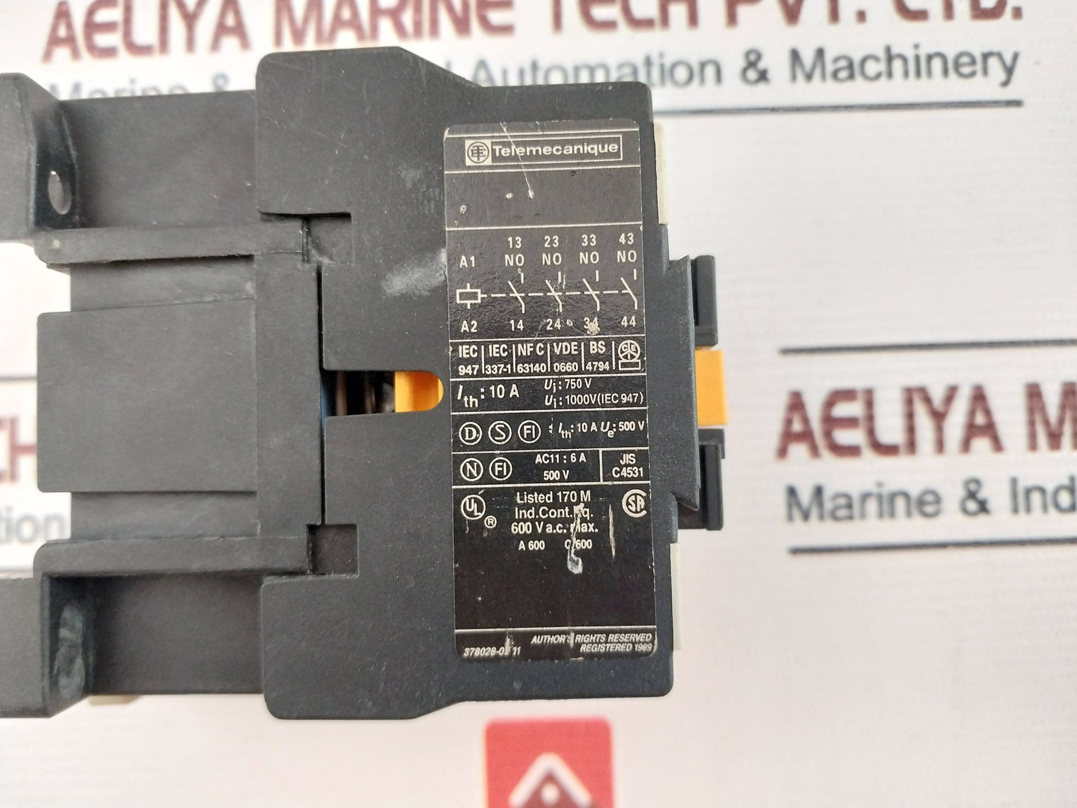 Telemecanique Ca2 Dn40 Control Relay 24Vdc ...