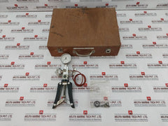 Si Pressure Tp1 Hand Held Test Pump Pressure Calibrator With Gauge Kit