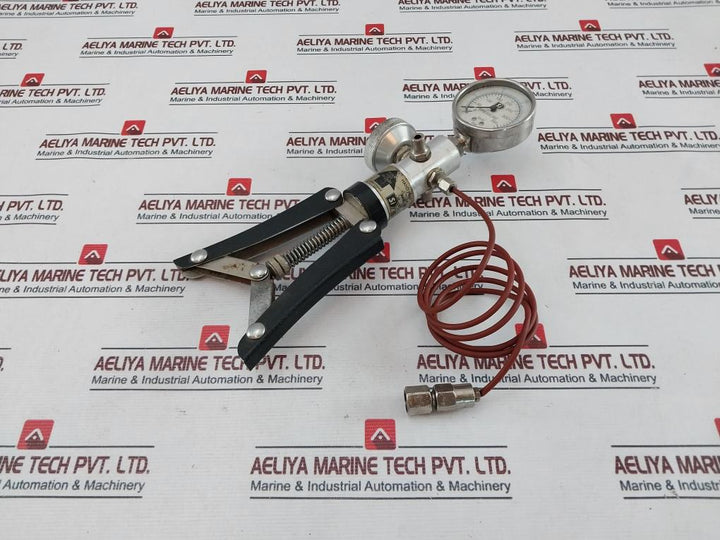 Si Pressure Tp1 Hand Held Test Pump Pressure Calibrator With Gauge Kit