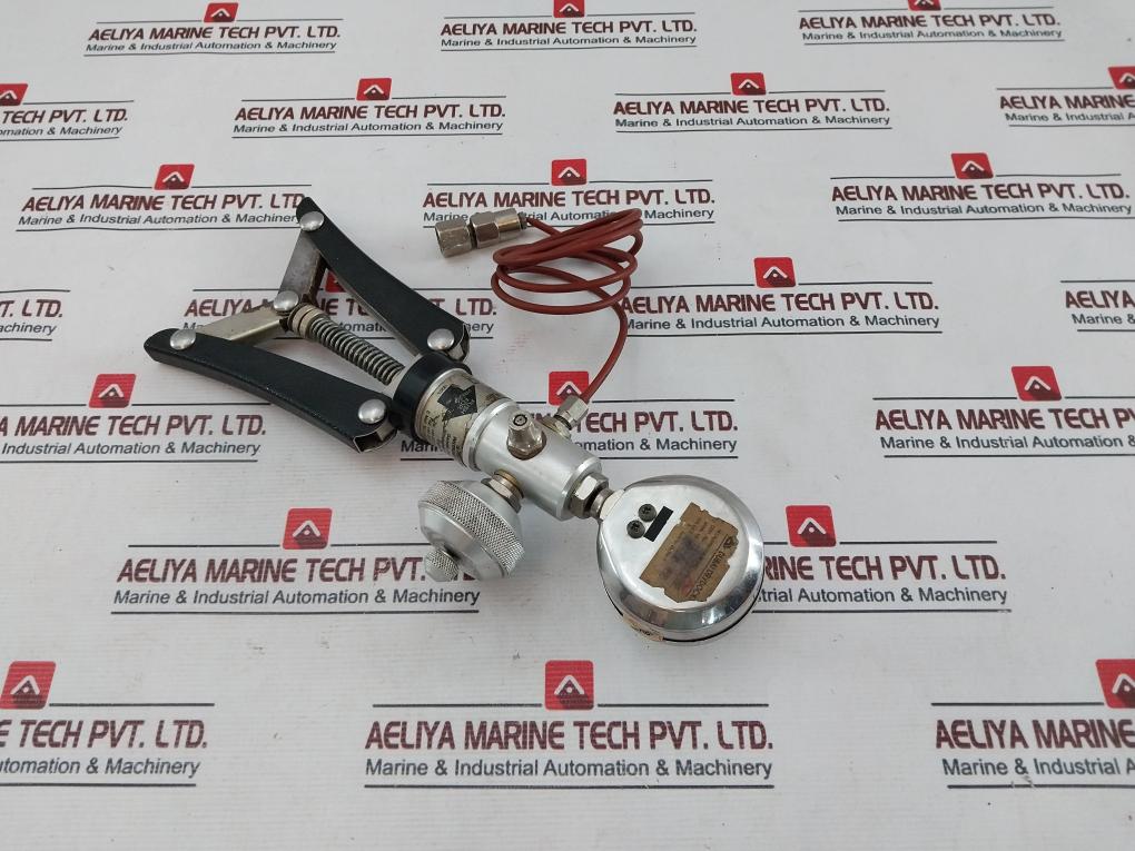 Si Pressure Tp1 Hand Held Test Pump Pressure Calibrator With Gauge Kit
