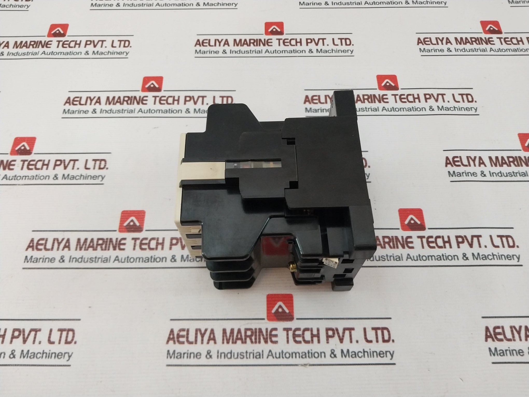 Fuji Electric Sc-2Sn [50] Magnetic Contactor 100-110V 60Hz