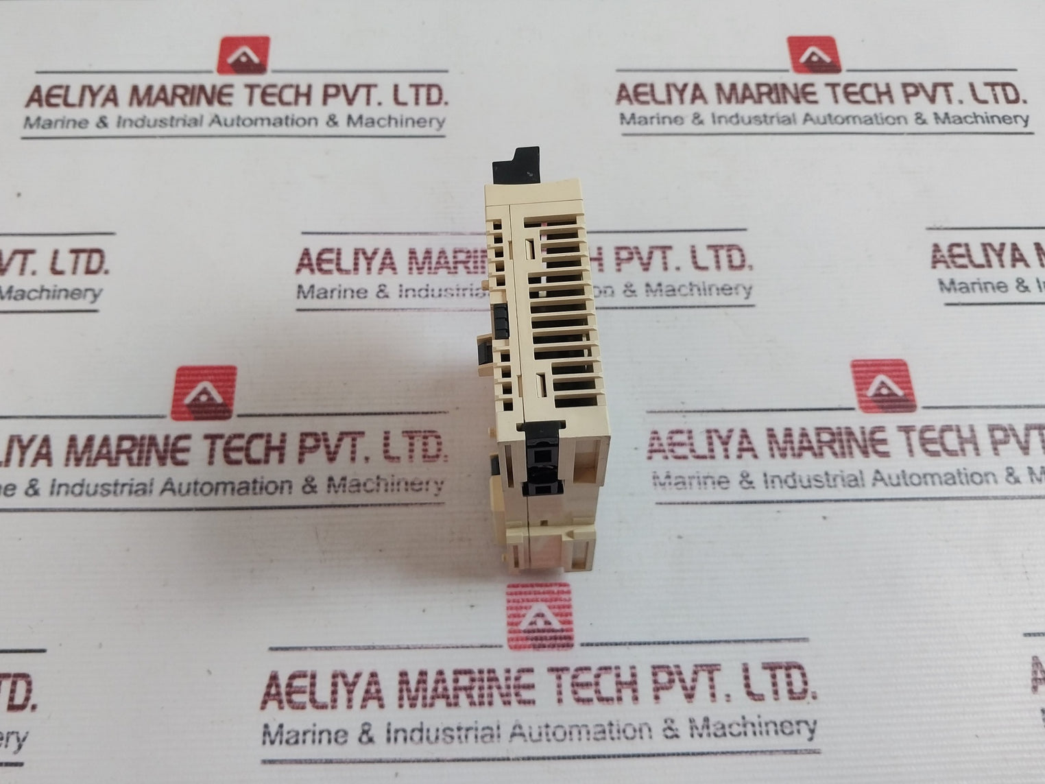 Schneider Electric Tm2Ami8Ht Analog Input Module 24Vdc