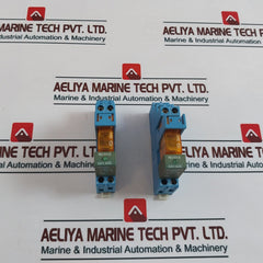 Finder 40.52/95.05 Plug-in Relay With Socket Coil 9902.0024.98 8A 250V~ 50-60Hz