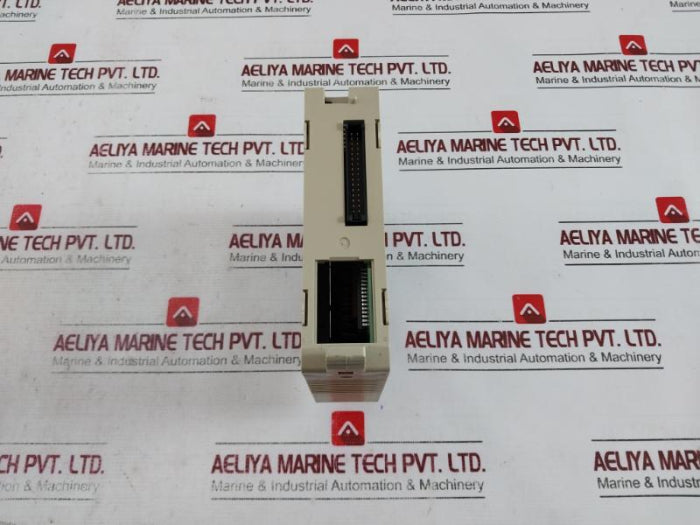 Omron C200H-id212 Input Unit 24V Dc 7Ma 04401002