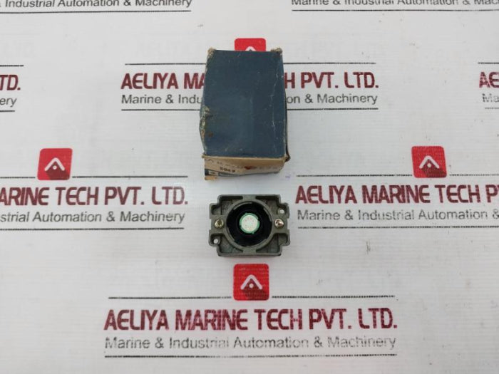 Telemecanique Xb2-bv6.24 Body For Pilot Light 120V Xb2.Bv7528