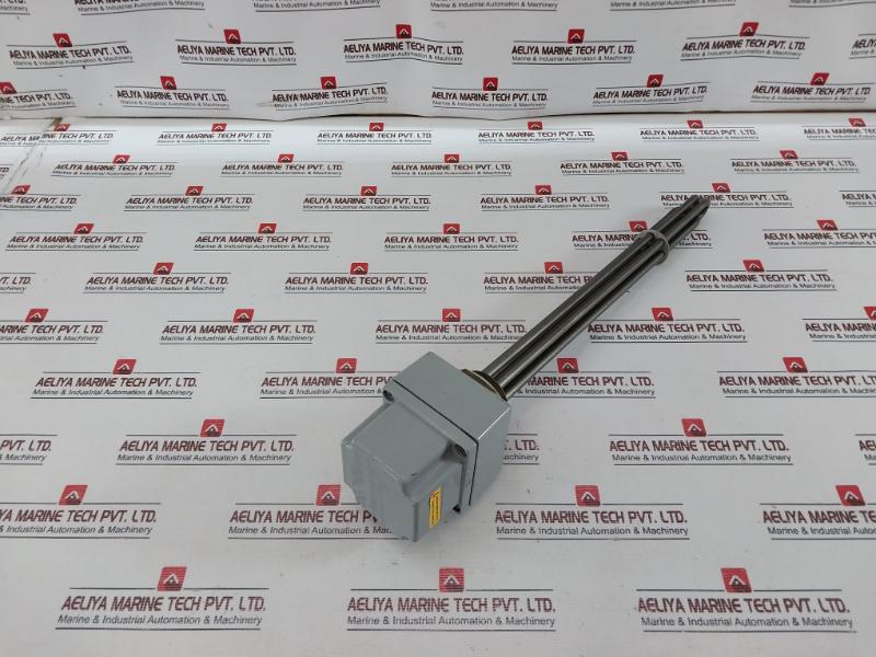 Rotterdamse Elementen Fabriek 083095-001 Heating Element 230/400 V Power 2000 W