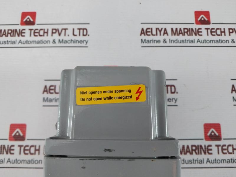 Rotterdamse Elementen Fabriek 083095-001 Heating Element 230/400 V Power 2000 W