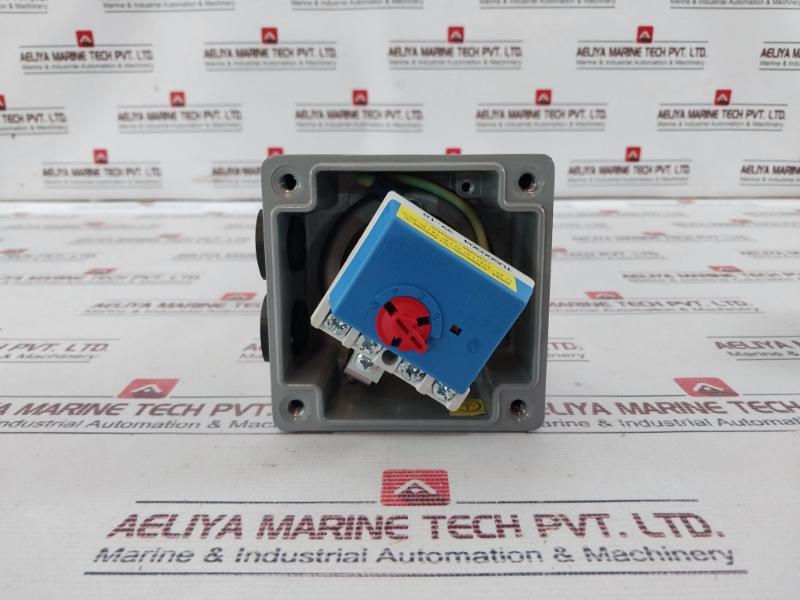 Rotterdamse Elementen Fabriek 083095-001 Heating Element 230/400 V Power 2000 W